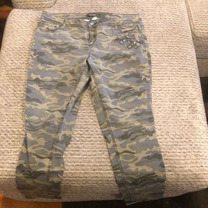 Army fatigue pants
